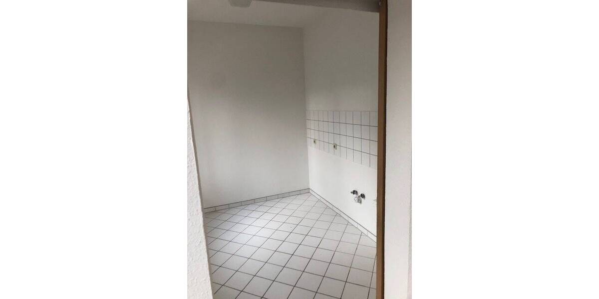 Etagenwohnung Gotha Gotha Nord - 2 Zimmer, 64 m&sup2;, 480&euro; | Angebot:26779036