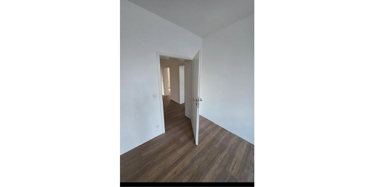 Erdgeschoßwohnung Gotha - 4 Zimmer, 89 m&sup2;, 750&euro; | Angebot:26451504