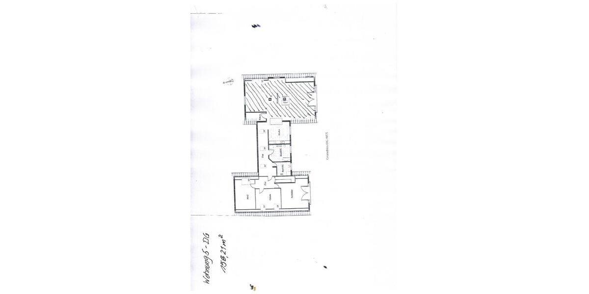 Dachgeschoßwohnung Lauchhammer - 4 Zimmer, 158 m&sup2;, 900&euro; | Angebot:26313040
