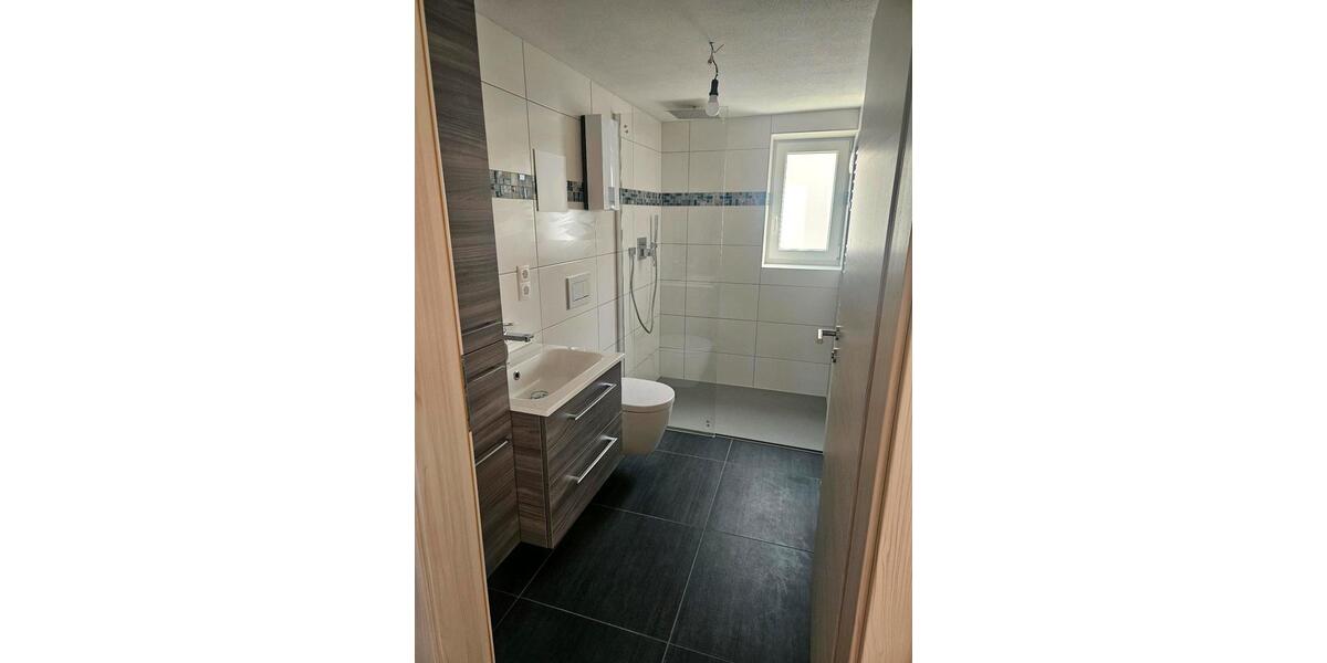 Erdgeschoßwohnung Lachen - 4 Zimmer, 70 m&sup2;, 850&euro; | Angebot:25395611