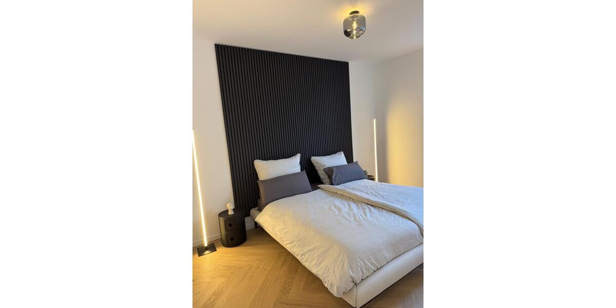 Erdgeschoßwohnung Bünde - 1 Zimmer, 96 m&sup2;, 2.450&euro; | Angebot:19117124
