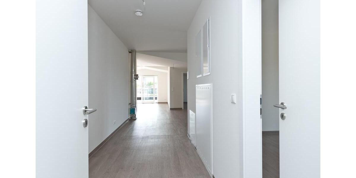 Etagenwohnung Waren (Müritz) - 3 Zimmer, 125 m&sup2;, 1.996&euro; | Angebot:24768300