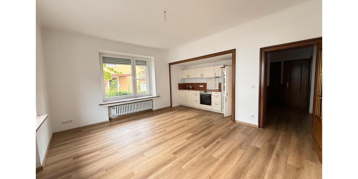 Erdgeschoßwohnung Siegen - 3 Zimmer, 84 m&sup2;, 740&euro; | Angebot:26143100