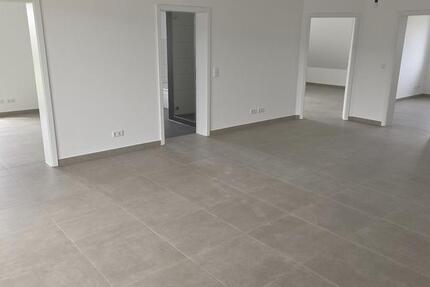 Wohnung Großostheim - 4 Zimmer, 125 m&sup2;, 1.562&euro; | Angebot:24739392