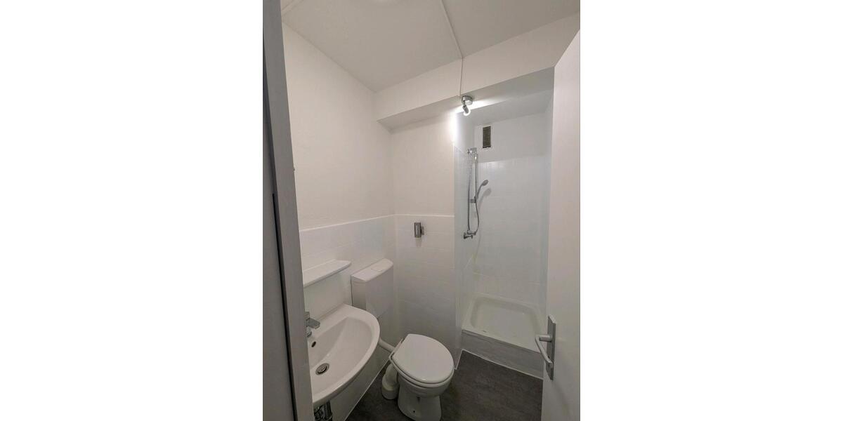 Etagenwohnung Krefeld Cracau - 1 Zimmer, 24 m&sup2;, 430&euro; | Angebot:24772516