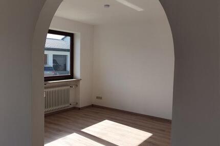 Wohnung Walpertskirchen - 3 Zimmer, 83 m&sup2;, 1.050&euro; | Angebot:25163673