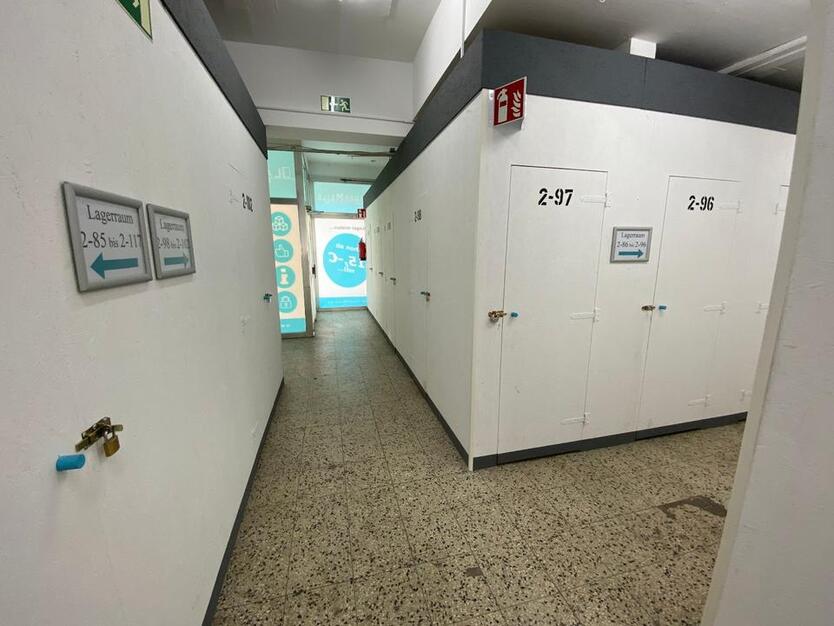 Selfstorage Lager Mieten Lagerbox Mietlager Lagerraum Halle