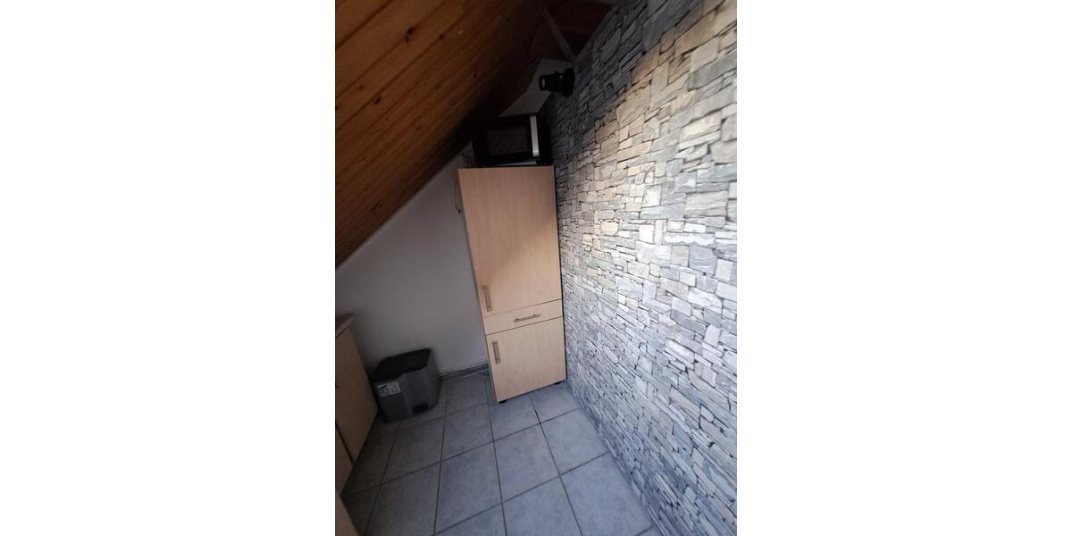 Dachgeschoßwohnung Neumünster Böcklersiedlung - 1 Zimmer, 22 m&sup2;, 650&euro; | Angebot:25758849