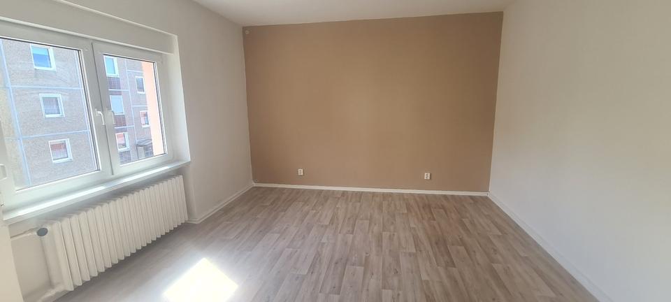 Etagenwohnung Finsterwalde - 3 Zimmer, 69 m&sup2;, 528&euro; | Angebot:26564742