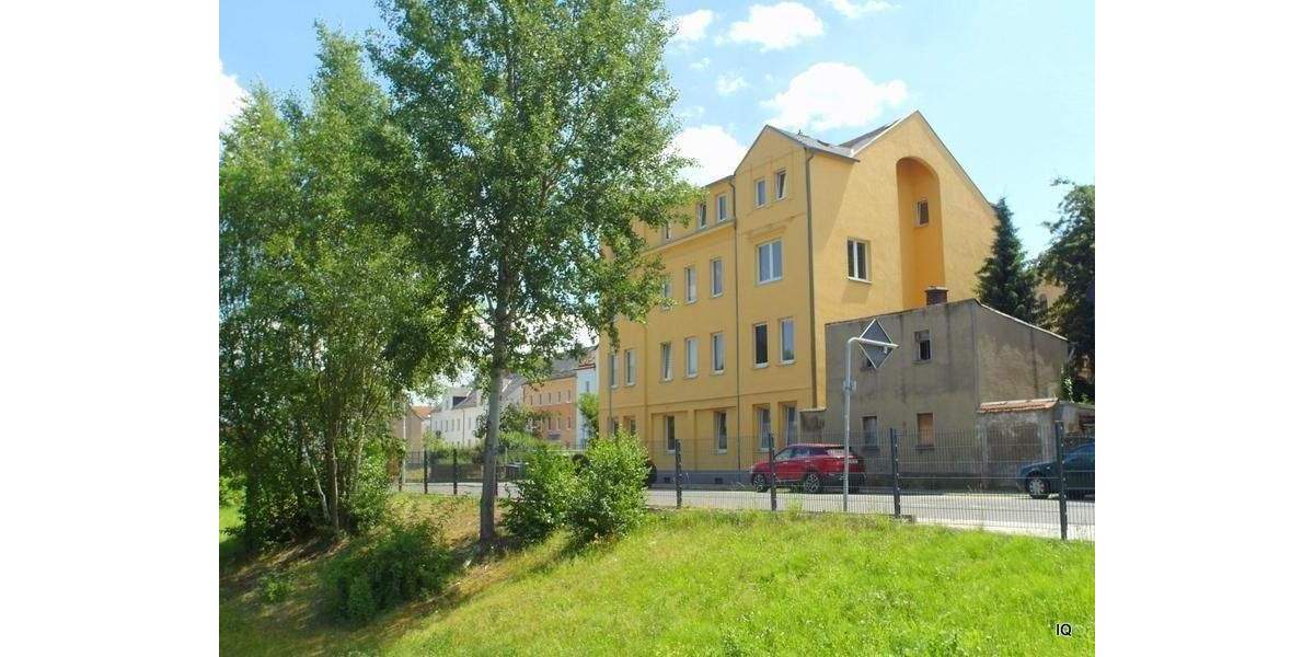 Etagenwohnung Limbach-Oberfrohna Oberfrohna - 2 Zimmer, 75 m&sup2;, 320&euro; | Angebot:25928876