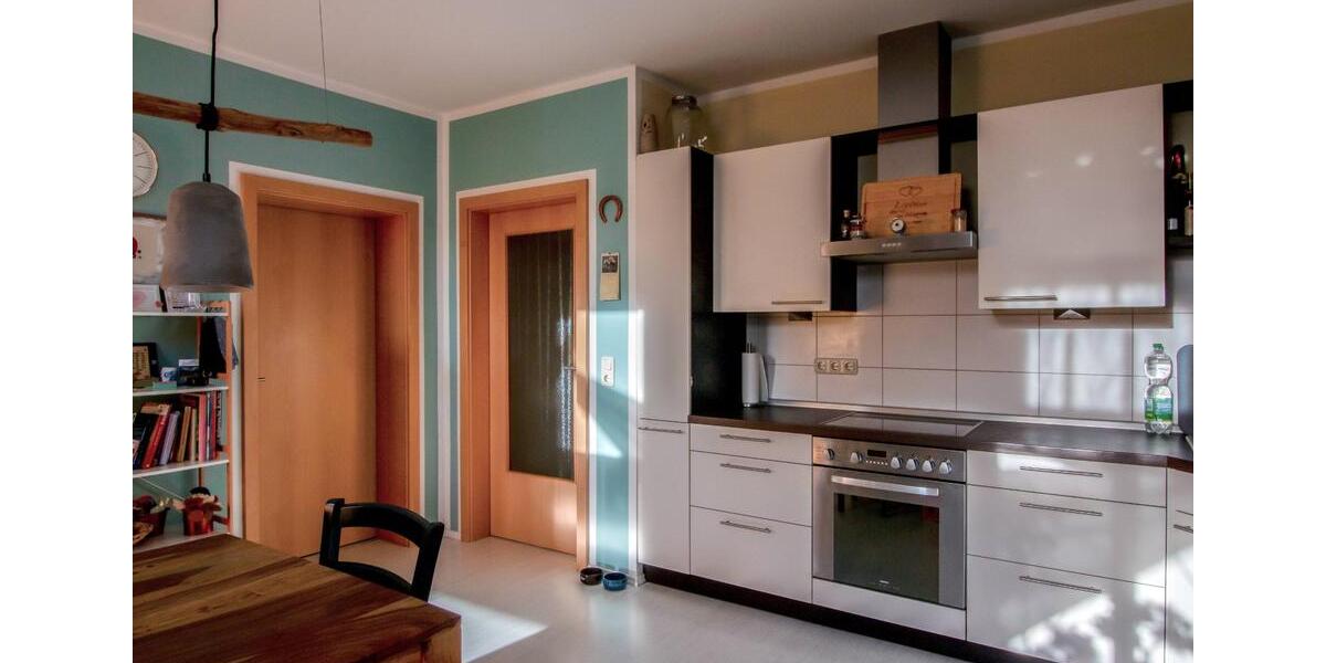 ***RESERVIERT*** 96m² | 4-Raum Wohnung | Mietwohnung | EBK Küche | Kamin | Balkon | Parken | Keller 4 zimmer