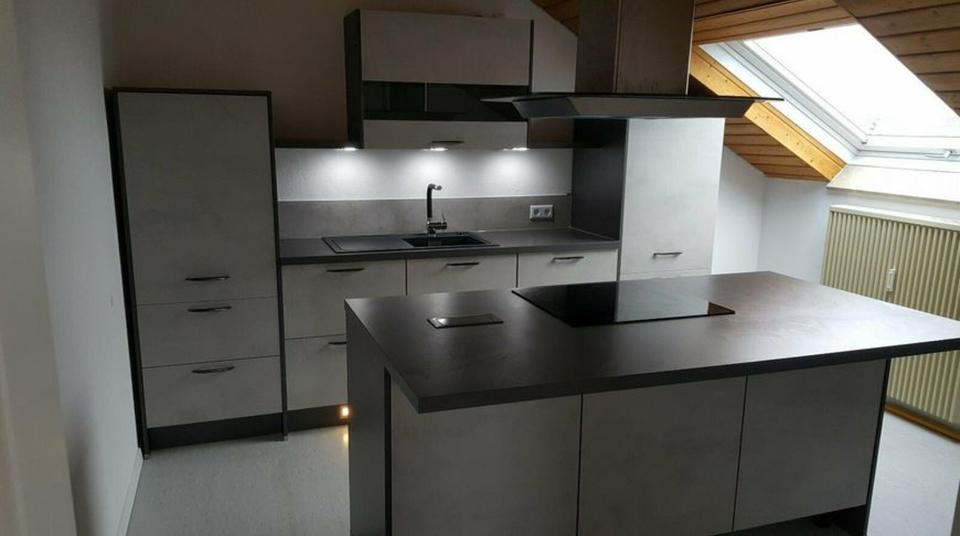 Dachgeschoßwohnung Ursberg - 1 Zimmer, 47 m&sup2;, 300&euro; | Angebot:25420727