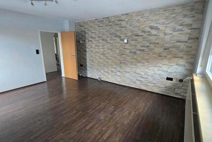 Wohnung Würzburg Dürrbachau - 3 Zimmer, 80 m&sup2;, 1.000&euro; | Angebot:25046863