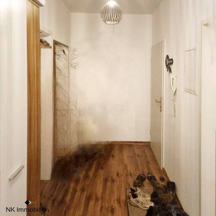 ++ wunderschöne, neue 2-Raum Wohnung - WG geeignet - mit Balkon & Stellplatz (auf Wunsch) ++