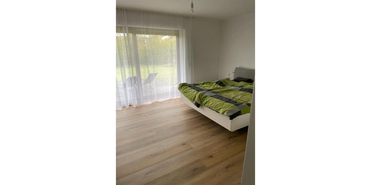 Erdgeschoßwohnung Bad Driburg - 6 Zimmer, 150 m&sup2;, 1.425&euro; | Angebot:25892855