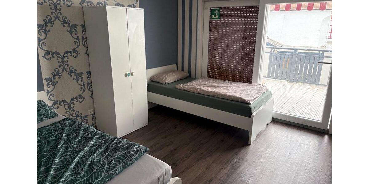 Etagenwohnung Dreieich - 3 Zimmer, 80 m&sup2;, 1.400&euro; | Angebot:26697989