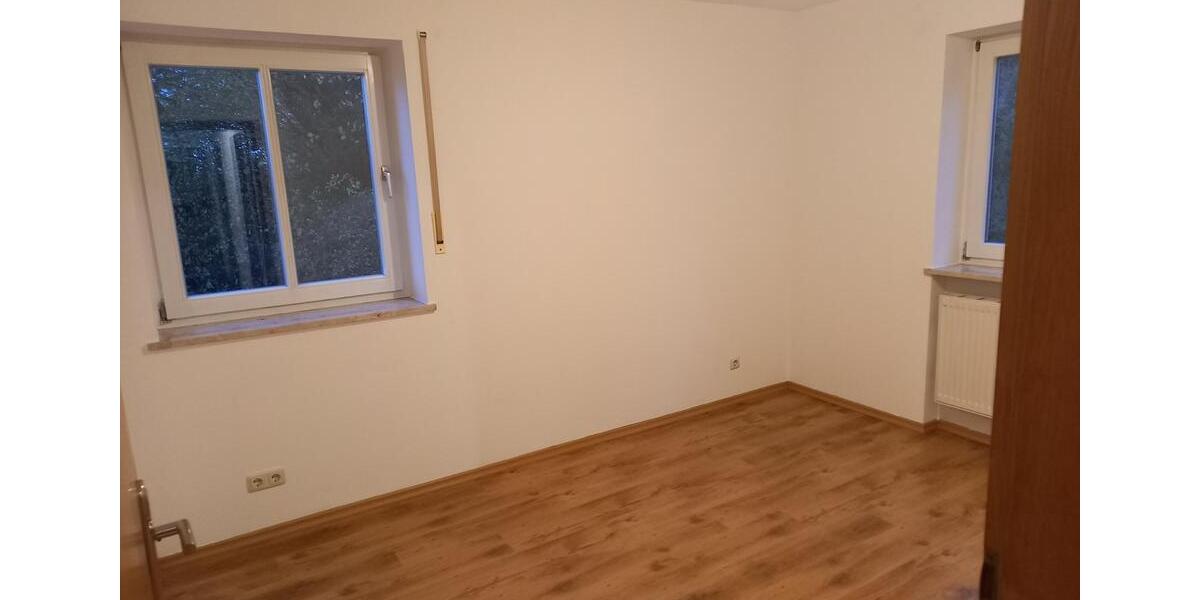 Helle 3-Zimmer-Wohnung m. Balkon & Weitblick in 94065 Waldkirchen 3 zimmer
