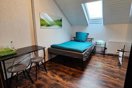 Wohnen auf Zeit Roßdorf - 1 Zimmer, 15 m&sup2;, 210&euro; | Angebot:24429845