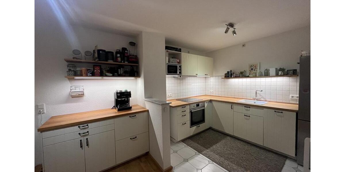 Etagenwohnung Bergrheinfeld - 4 Zimmer, 125 m&sup2;, 1.000&euro; | Angebot:26267710