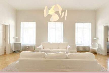 Repräsentative 5-Zimmer-Altbauwohnung - im Zentrum von Baden-Baden. 5 zimmer