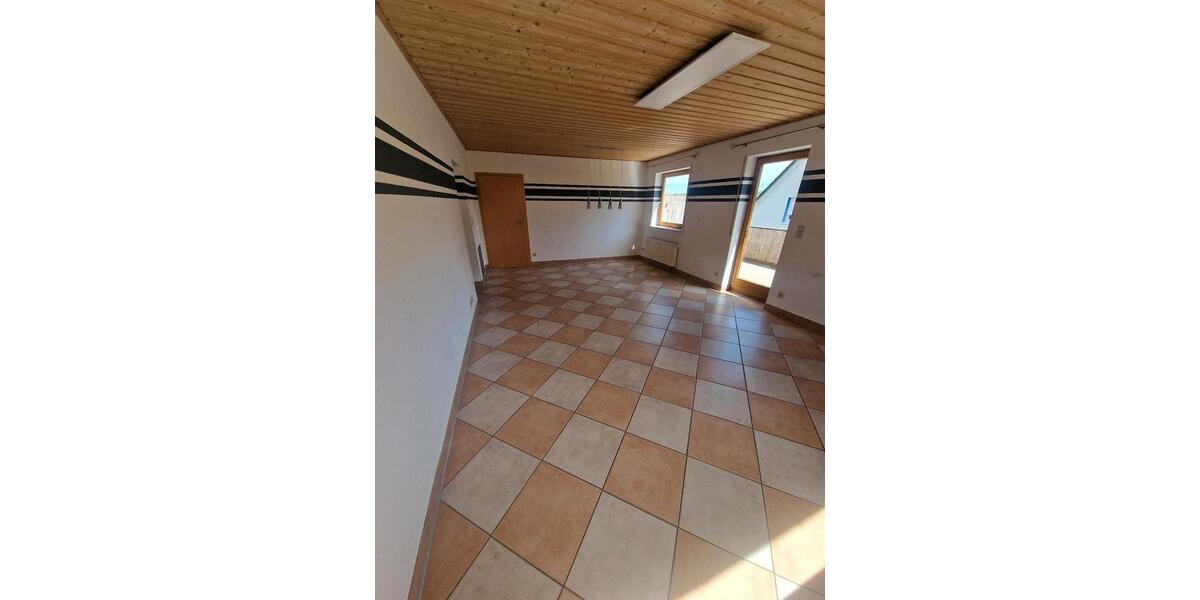 Dachgeschoßwohnung Grafenau - 4 Zimmer, 99 m&sup2;, 1.233&euro; | Angebot:26585718