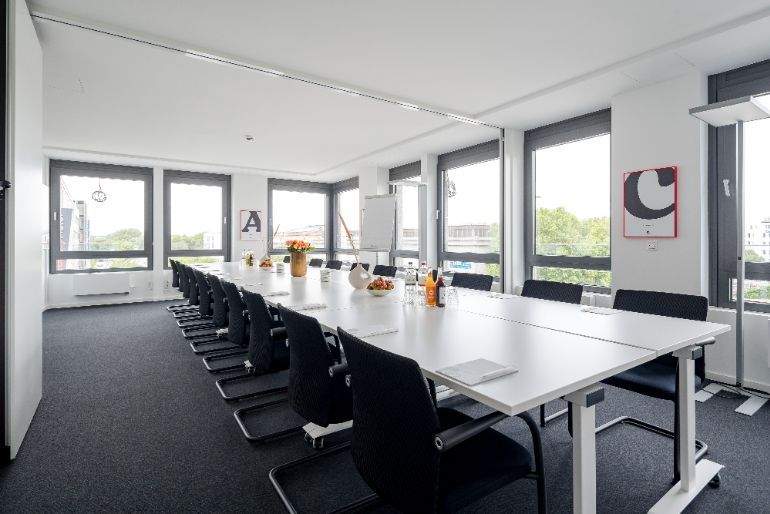 Moderner Büro-XL direkt am Hamburger Hauptbahnhof - flexibel & möbliert zimmer