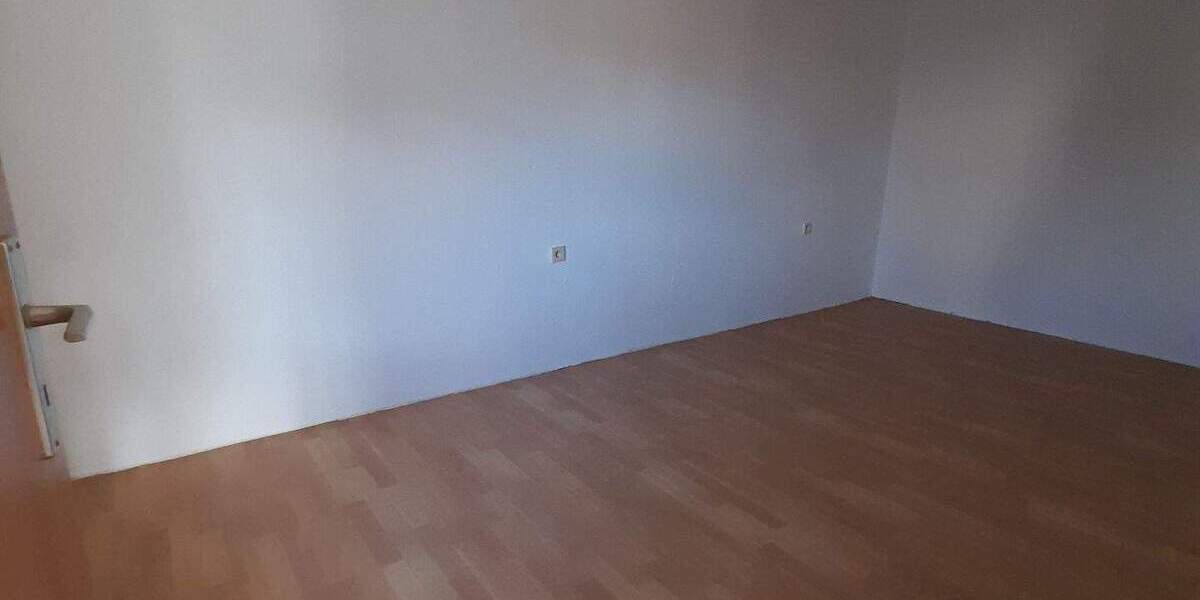 Etagenwohnung Gotha Gotha Nord - 2 Zimmer, 53 m&sup2;, 321&euro; | Angebot:25997811