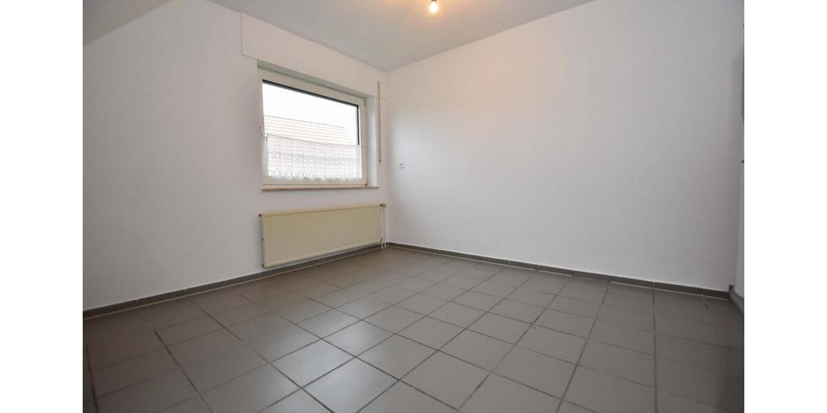 Dachgeschoßwohnung Friesoythe - 4 Zimmer, 89 m&sup2;, 650&euro; | Angebot:25804881