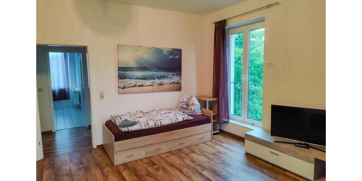 Wohnen auf Zeit Jänschwalde Kolonie - 3 Zimmer, 66 m&sup2;, 79&euro; | Angebot:23507247