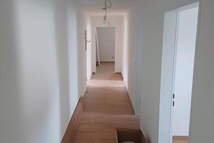 Wohnung Giengen an der Brenz - 3 Zimmer, 72 m&sup2;, 800&euro; | Angebot:25963158