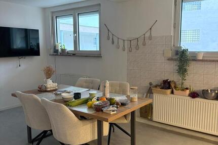 Wohnen auf Zeit Würzburg - 4 Zimmer, 19 m&sup2;, 575&euro; | Angebot:26536360