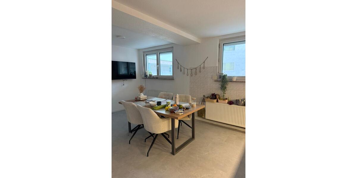Wohnen auf Zeit Würzburg - 4 Zimmer, 19 m&sup2;, 575&euro; | Angebot:26536360