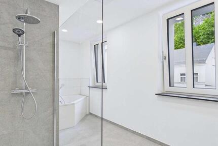 Erstbezug Terrassenwohnung mit der Qualität eines Eigenheims - Urban & modern in Auerbach 3 zimmer