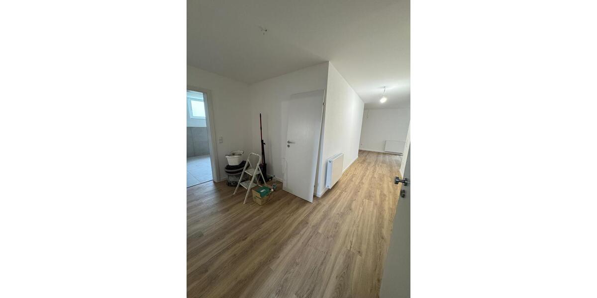Etagenwohnung Hambrücken - 3 Zimmer, 104 m&sup2;, 1.200&euro; | Angebot:26022407