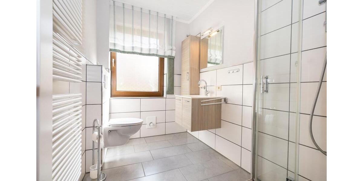 Erdgeschoßwohnung Ringgau - 3 Zimmer, 83 m&sup2;, 700&euro; | Angebot:23871356