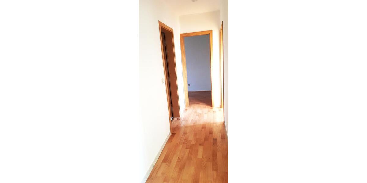 Etagenwohnung Dargun - 3 Zimmer, 58 m&sup2;, 350&euro; | Angebot:24707874