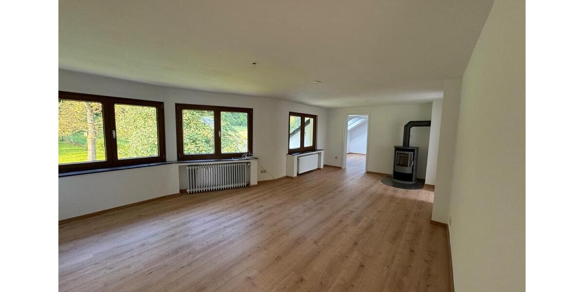 Etagenwohnung Roetgen - 3 Zimmer, 76 m&sup2;, 750&euro; | Angebot:26302894