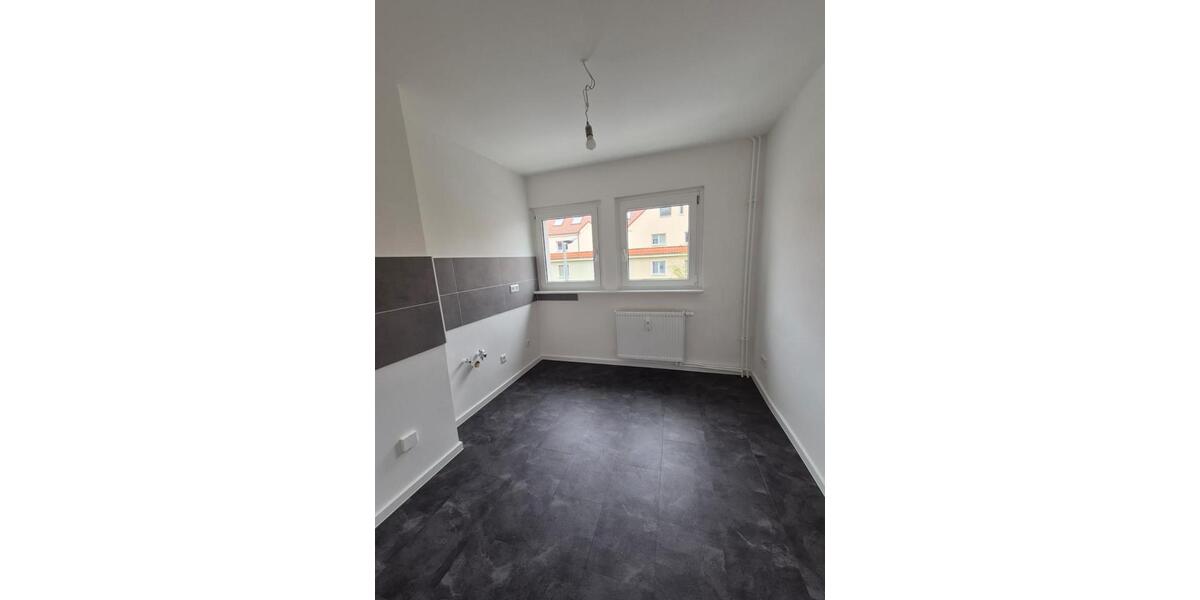 Etagenwohnung Schöningen - 3 Zimmer, 67 m&sup2;, 470&euro; | Angebot:26553833