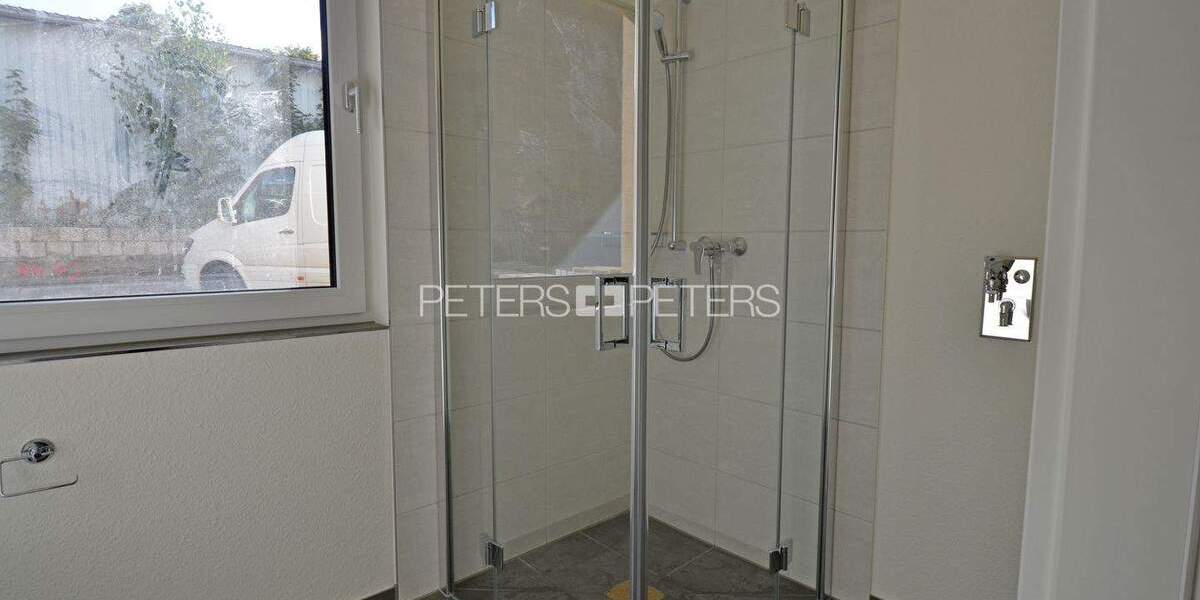 Etagenwohnung Schwerin Werdervorstadt - 2 Zimmer, 60 m&sup2;, 360&euro; | Angebot:25701305