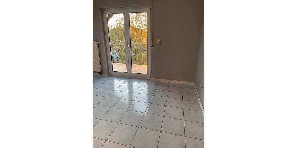 Dachgeschoßwohnung Pohlheim - 2 Zimmer, 62 m&sup2;, 550&euro; | Angebot:26260753