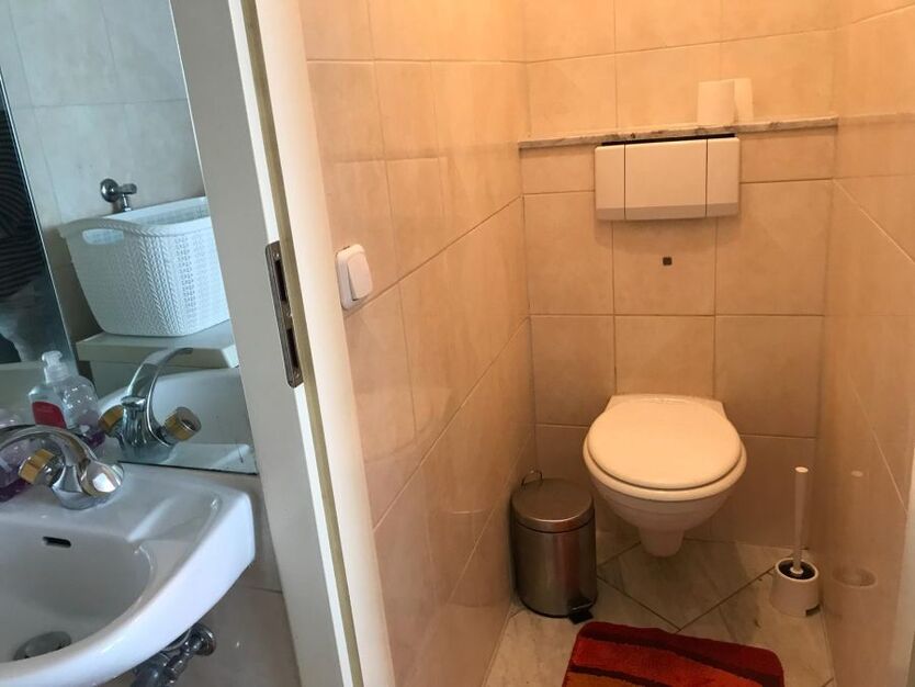 3 Zimmer helles Wohnung in der näher von Altstadt Spandau, 50 qm Terasse, Gäste WC 3 zimmer