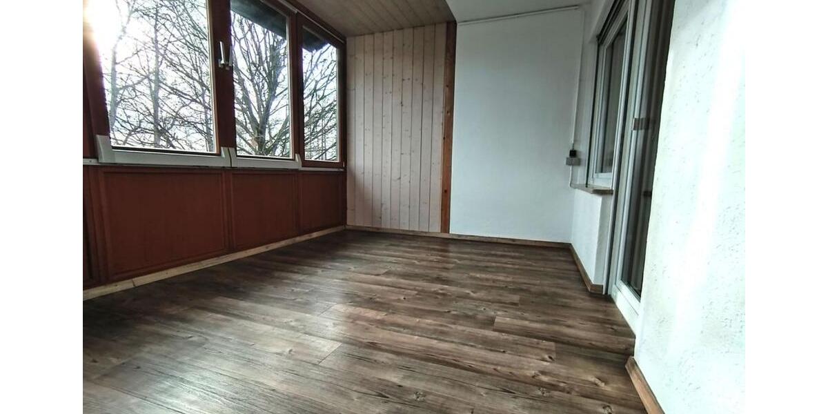 2 Zimmer Wohnung 90 m² mit Wintergarten 2 zimmer