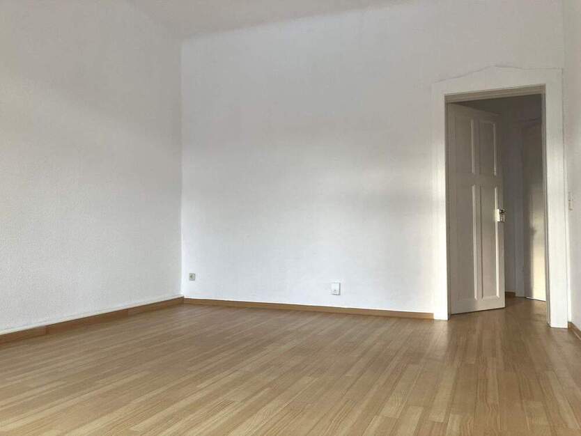 3-RaumWohnung - WG geeignet - Balkon - nah zum Stadtpark