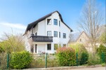 WINDISCH — Frisch renoviert und mit besonderer Architektur — 3-Zimmer-DG-Wohnung — bezugsfrei! - Dachgeschoßwohnung Fürstenfeldbruck | Angebot:24298906