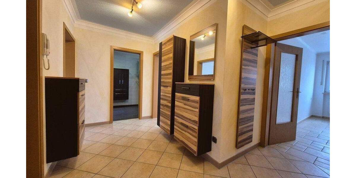 Etagenwohnung Wendelstein - 3 Zimmer, 76 m&sup2;, 860&euro; | Angebot:25679293