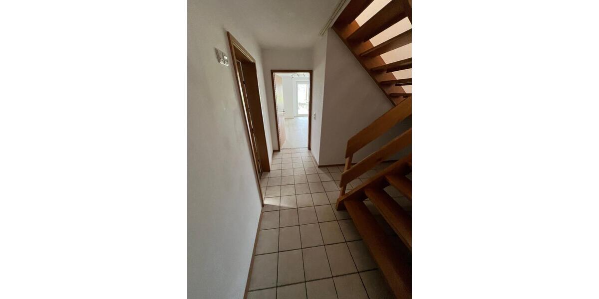 Doppelhaushälfte Maxhütte-Haidhof Haidhof - 4 Zimmer, 140 m&sup2;, 1.500&euro; | Angebot:24793183