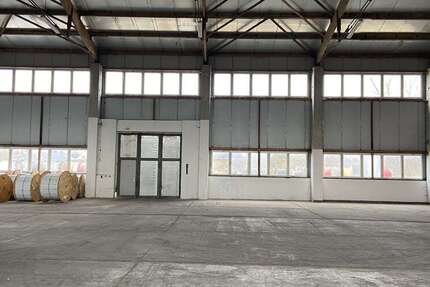 Halle in Anklam 1.708 € 854 m² zimmer