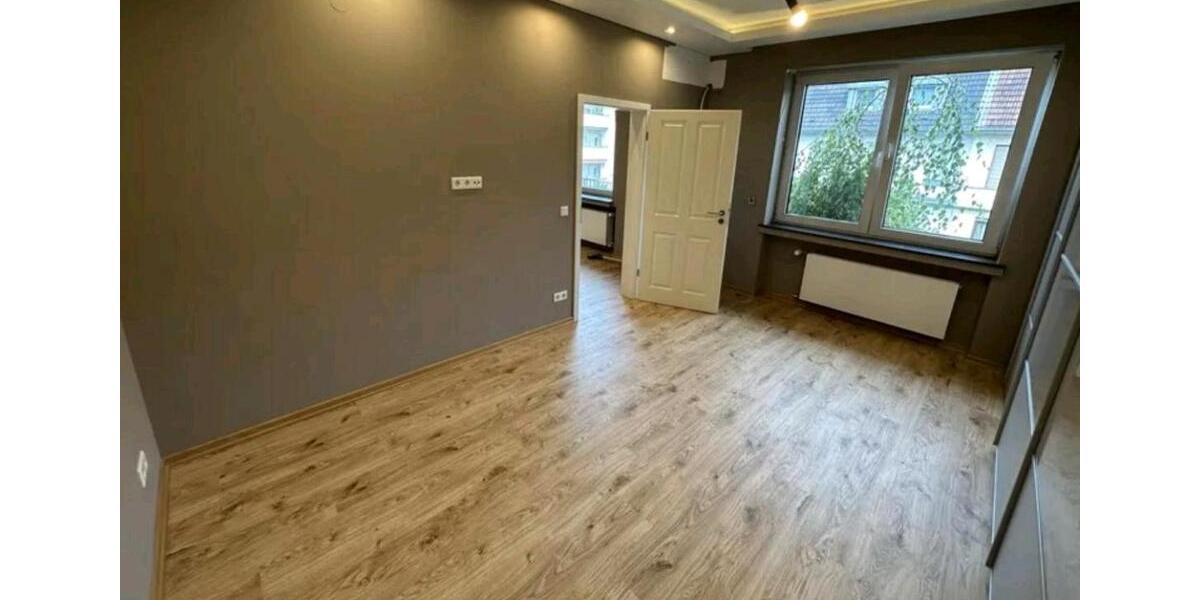 Etagenwohnung Köln Mülheim - 3 Zimmer, 88 m&sup2;, 2.000&euro; | Angebot:26701770