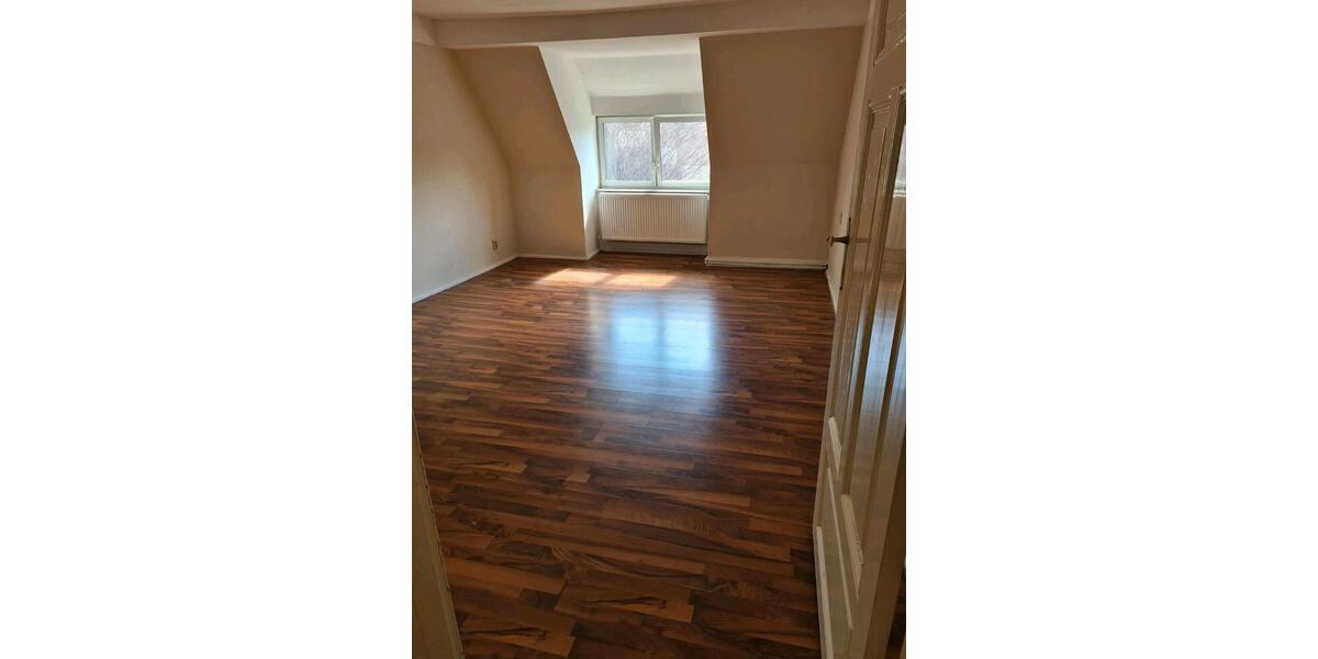 Dachgeschoßwohnung Eberswalde - 2 Zimmer, 85 m&sup2;, 730&euro; | Angebot:24853865