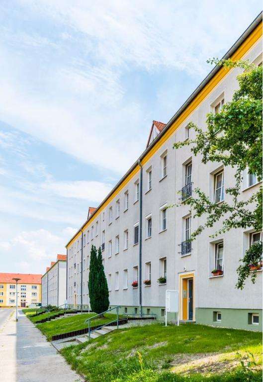 Wohnung zum Mieten in Hoyerswerda 364 € 66.12 m²